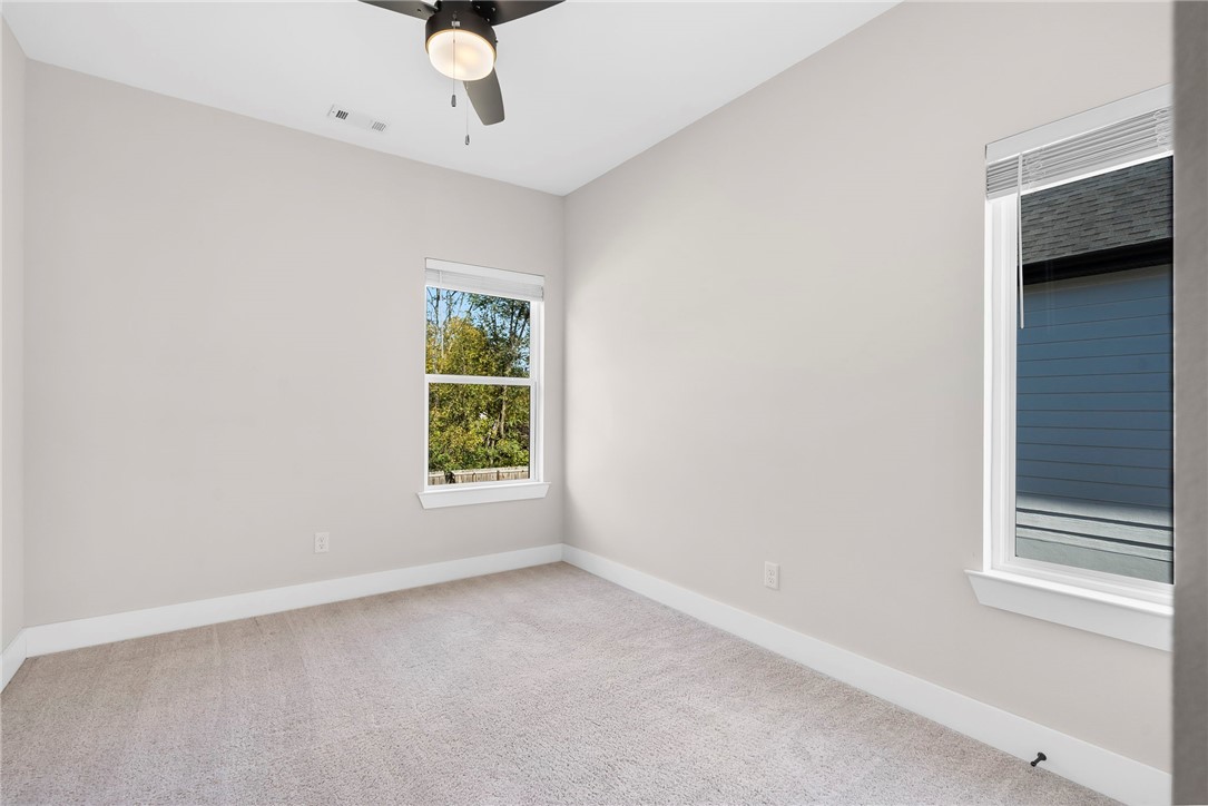 McGaugheys Orchard Add Rogers - Residential