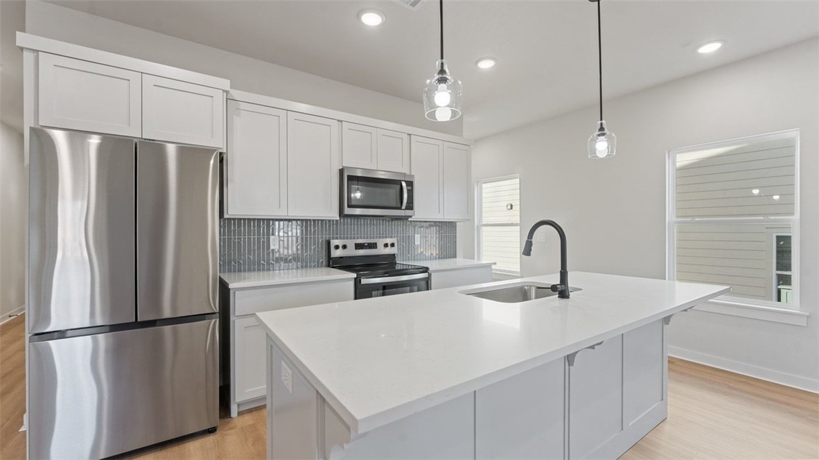 Pea Ridge Pointe - Residential