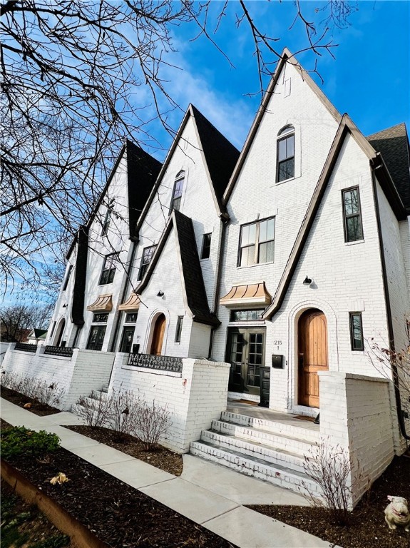 Church Avenue Cottages - Residential