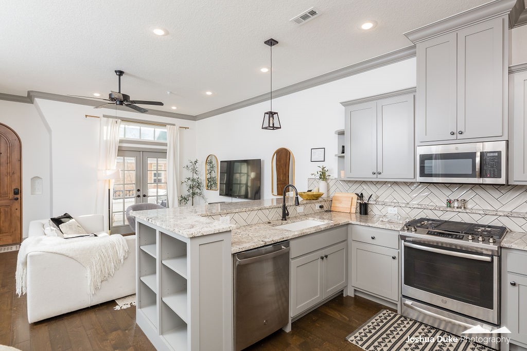 Church Avenue Cottages - Residential