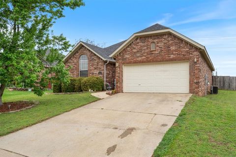 Photo of 203 W Necessary Drive, Rogers, AR 72758 (MLS # 1343314)