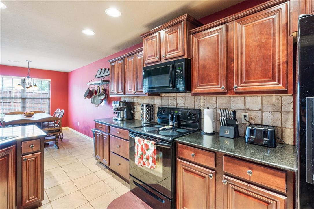 Post Meadows Rogers - Residential