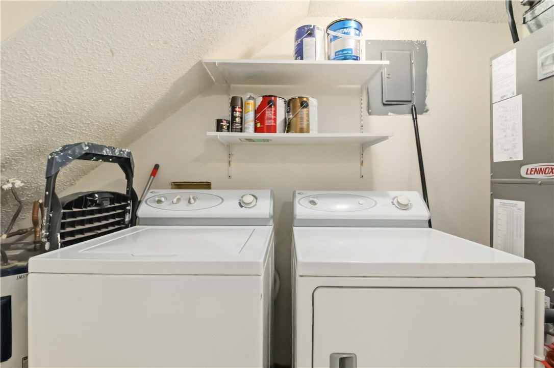 Golden Oaks Estates - Residential