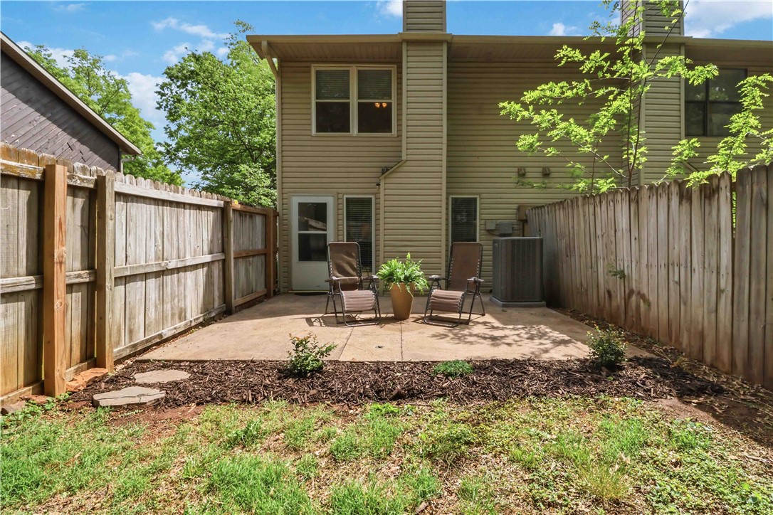 Golden Oaks Estates - Residential