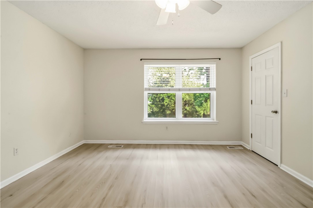 Golden Oaks Estates - Residential