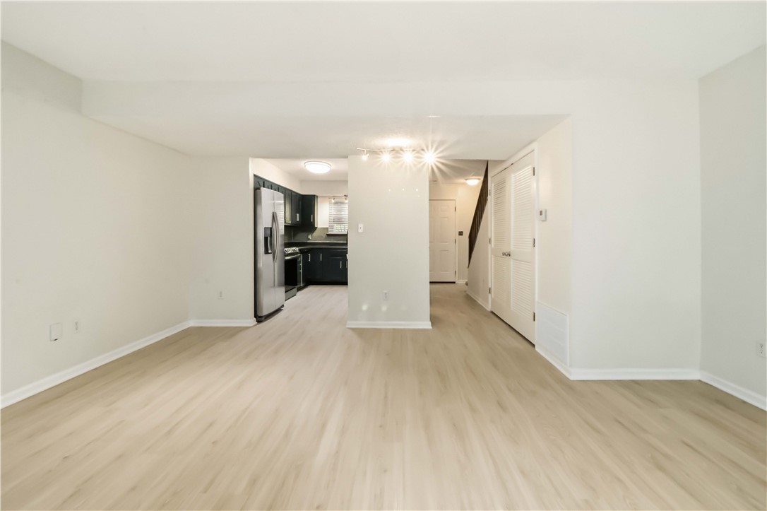 Golden Oaks Estates - Residential