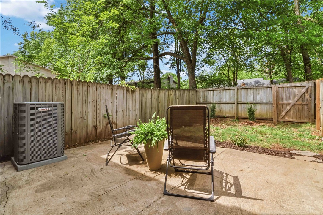 Golden Oaks Estates - Residential