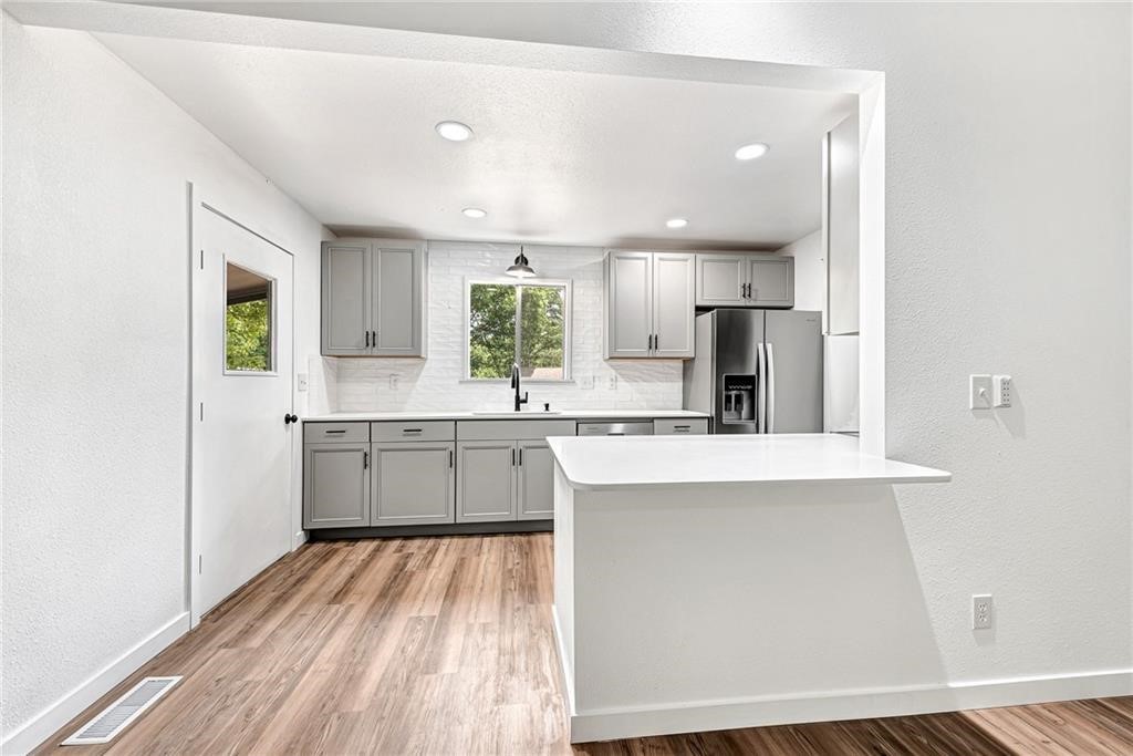 Brompton Sub Bvv - Residential Lease