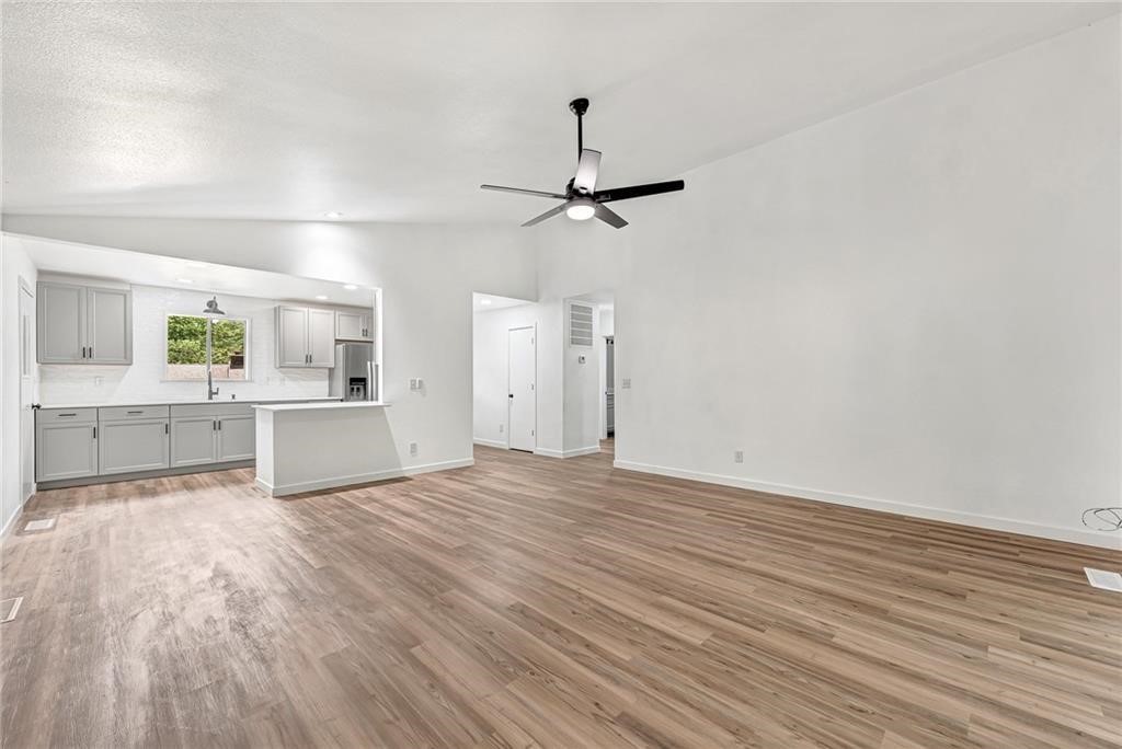 Brompton Sub Bvv - Residential Lease