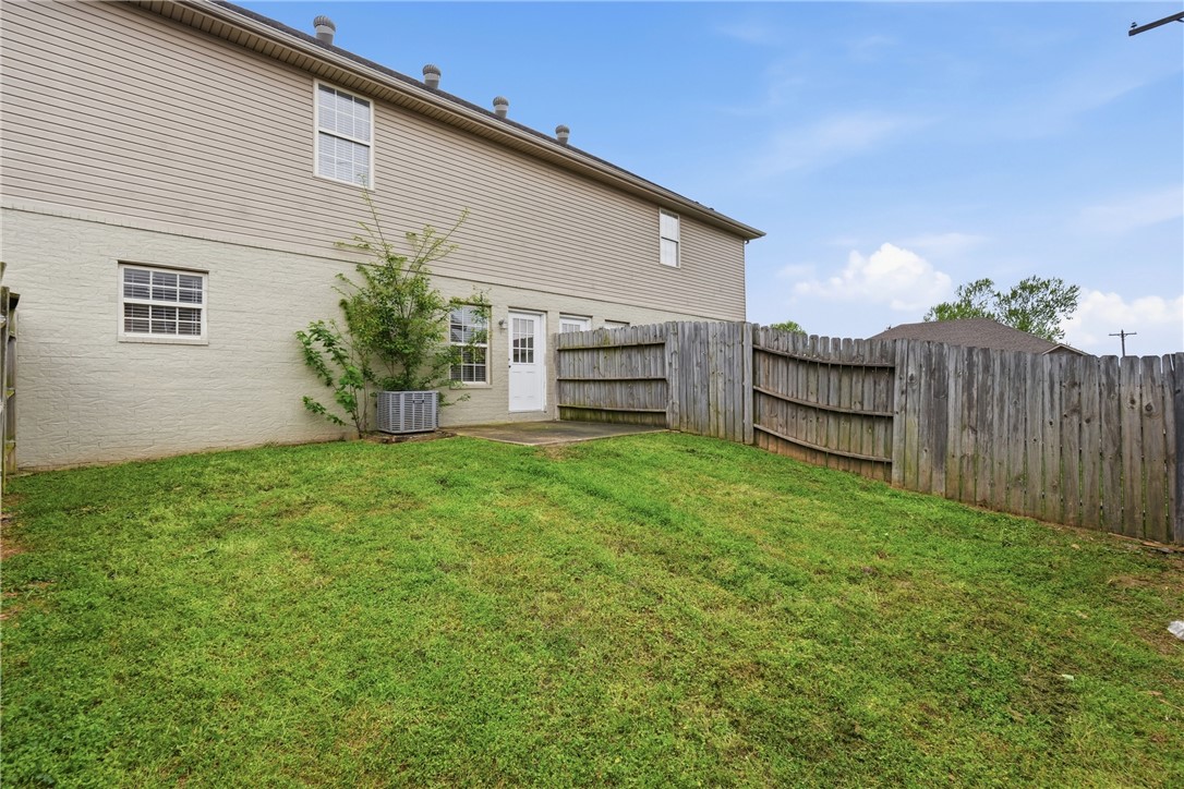 Riverwalk Farm Estate Ph I Bentonville - Residential Lease