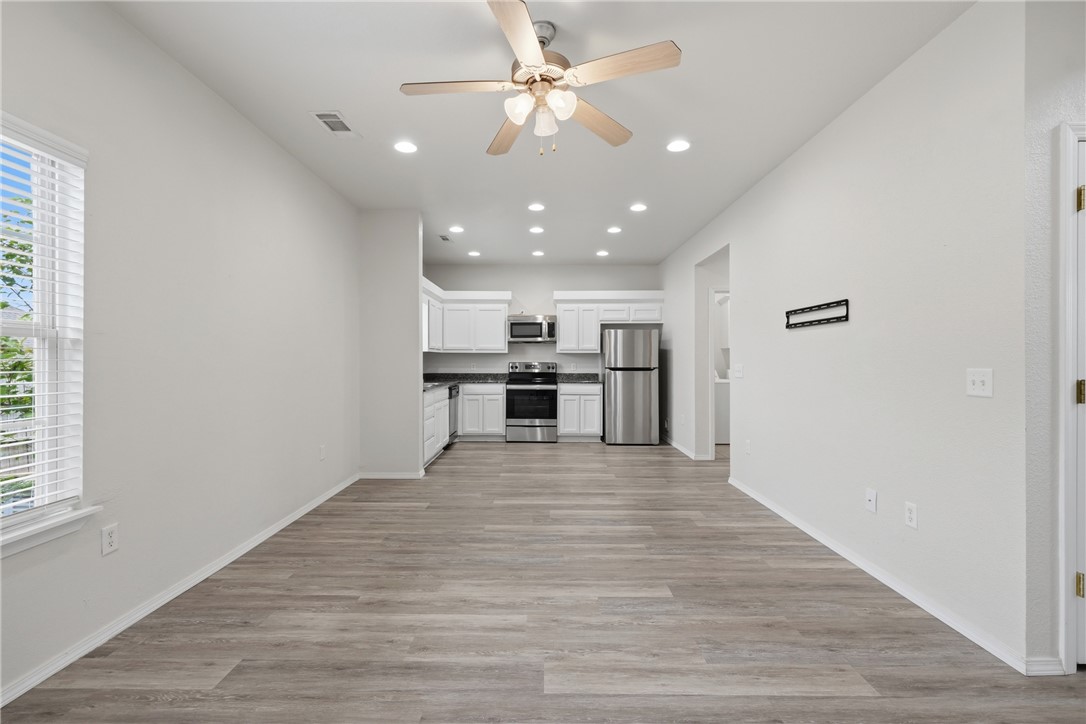Riverwalk Farm Estate Ph I Bentonville - Residential Lease