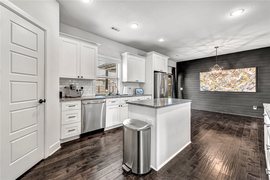Rolling Acres Ph II Sub Bentonville - Residential