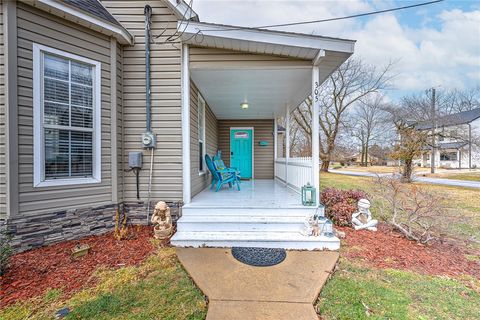 Single Family Residence in Bentonville AR 305 C Street 31.jpg