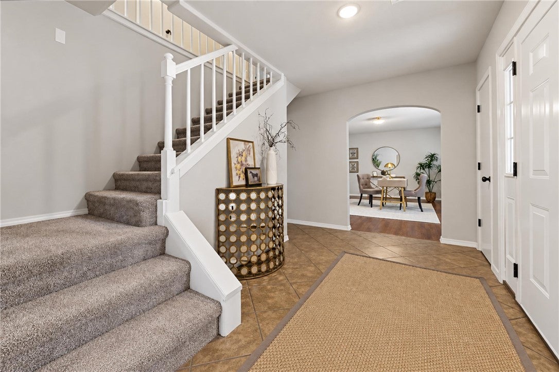 2548 Golden Oaks Drive