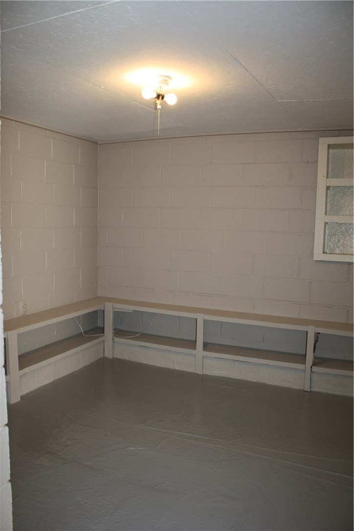 Archais-Bushnell - Residential Lease