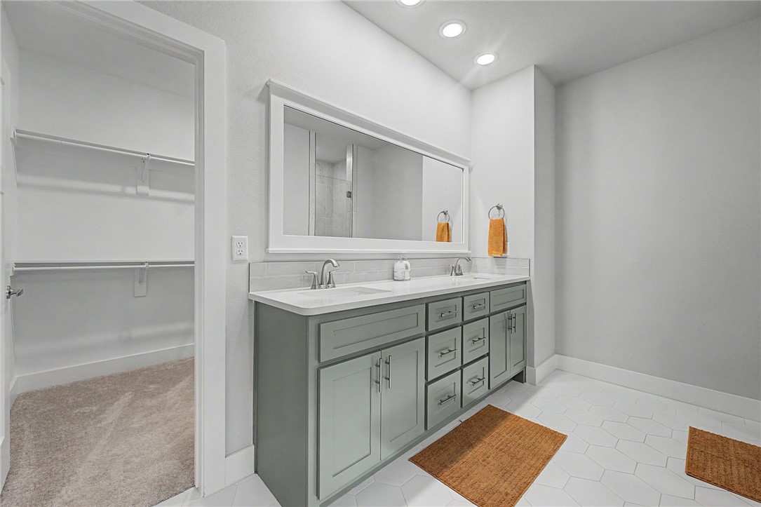 The Greens at Sugar Creek - Residential