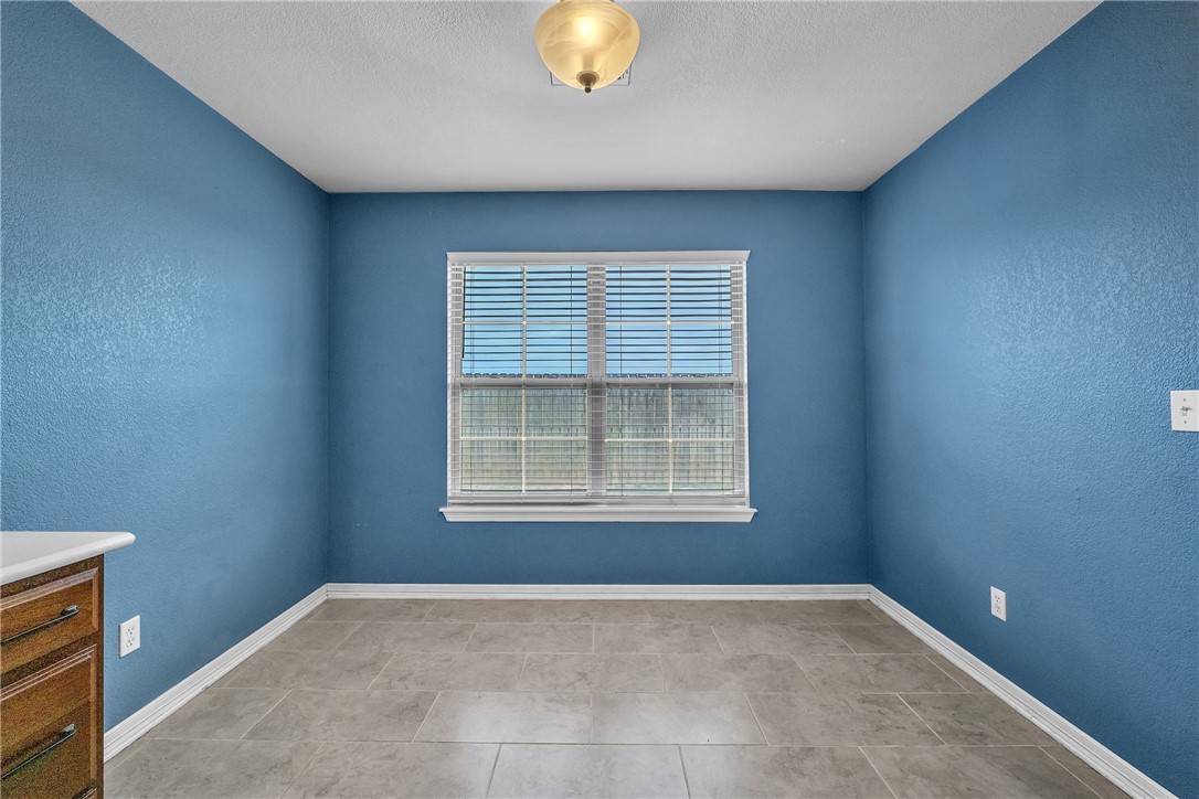 Bellview Residence Add Ph 2 Rogers - Residential