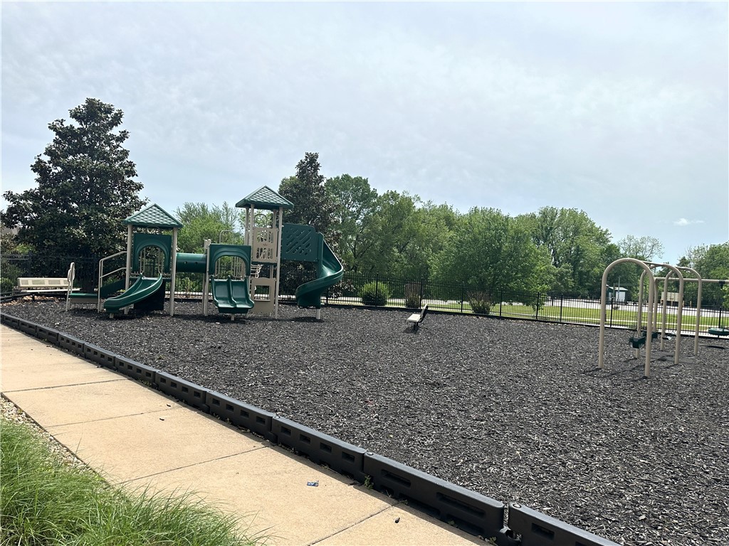 Cross Creek Ph IV - Residential