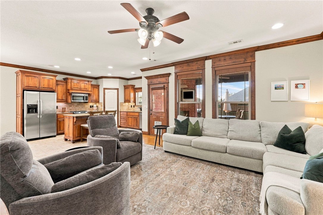Northwest Arkansas Real Estate | Uptown Real Estate 5608 Murfield Drive