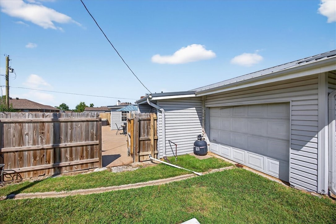 Beverly Oaks Add Rogers - Residential