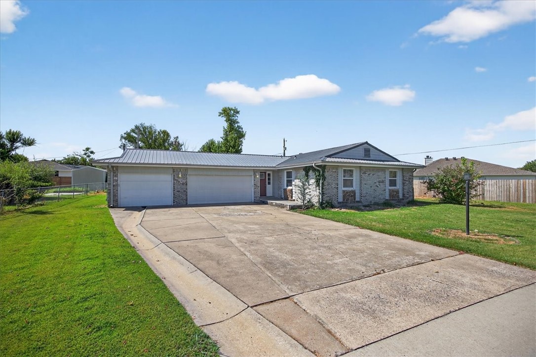 Beverly Oaks Add Rogers - Residential