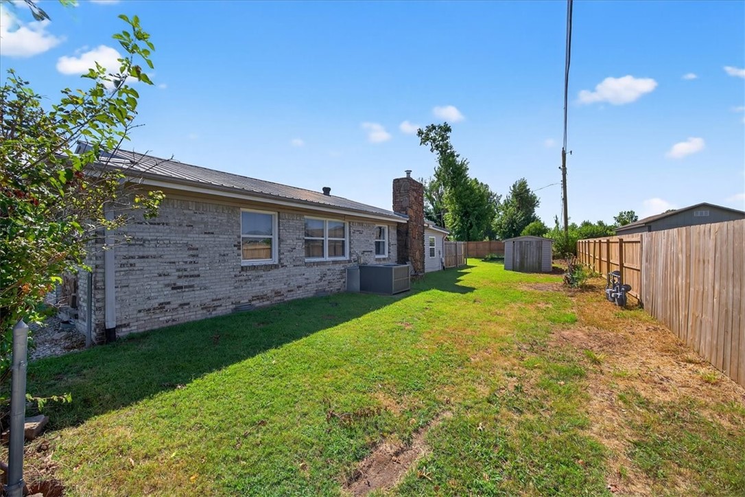 Beverly Oaks Add Rogers - Residential