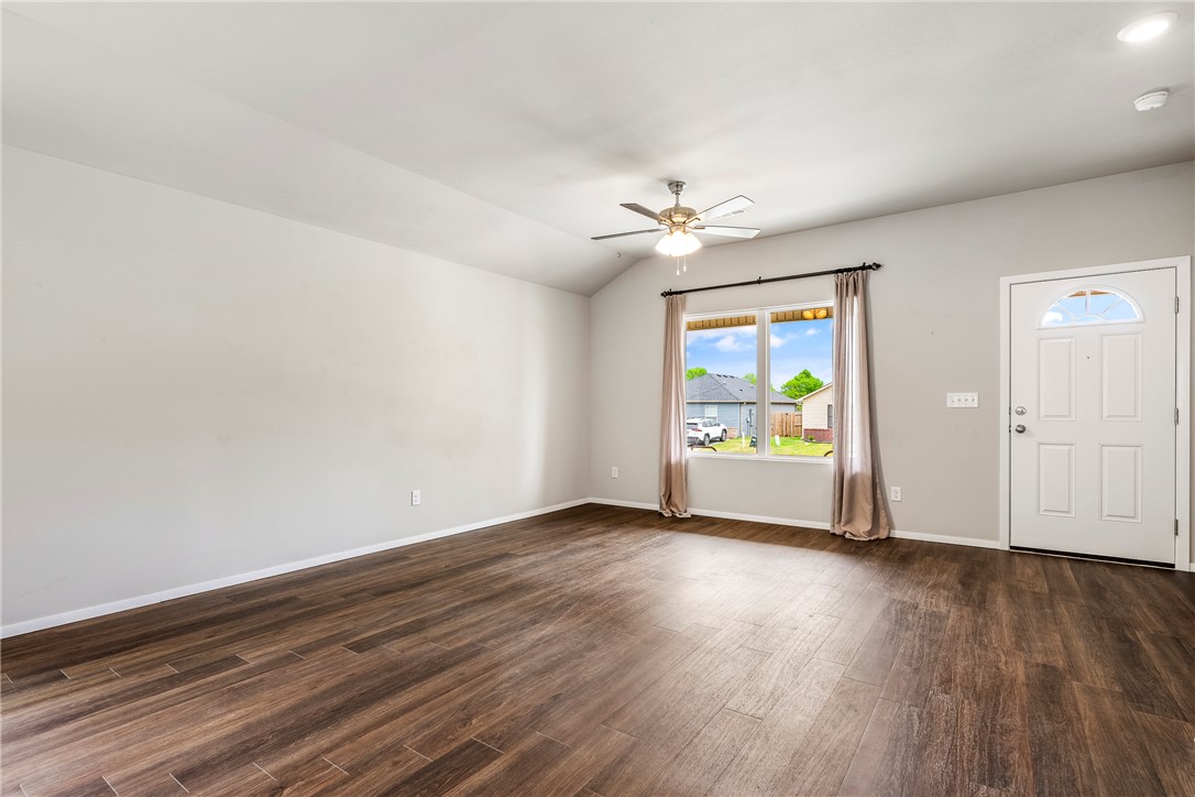 Riverside Village Sub Ph 11 - Residential Lease