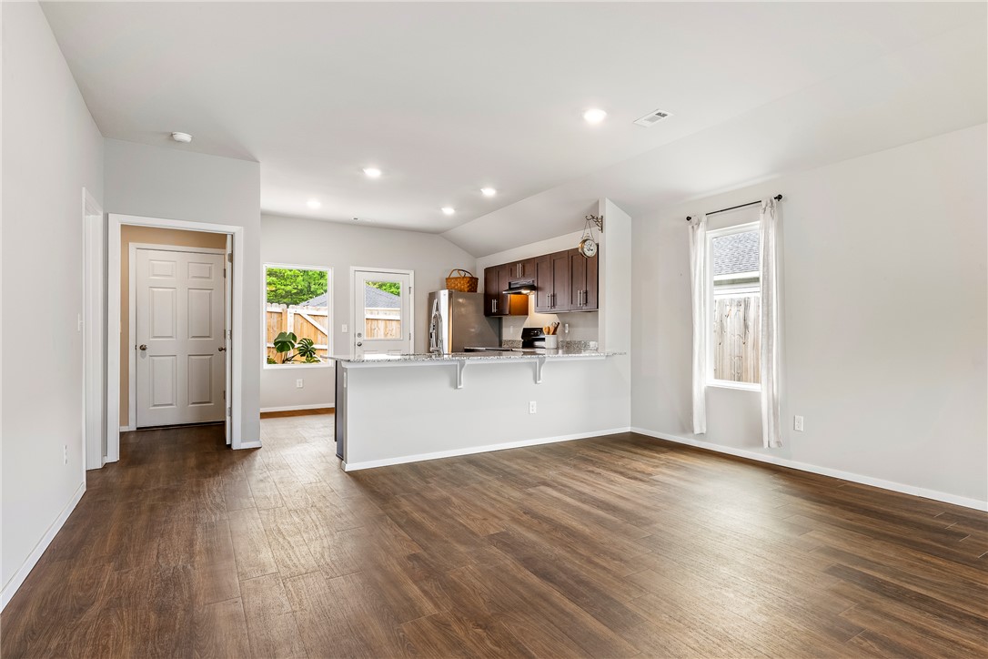 Riverside Village Sub Ph 11 - Residential Lease