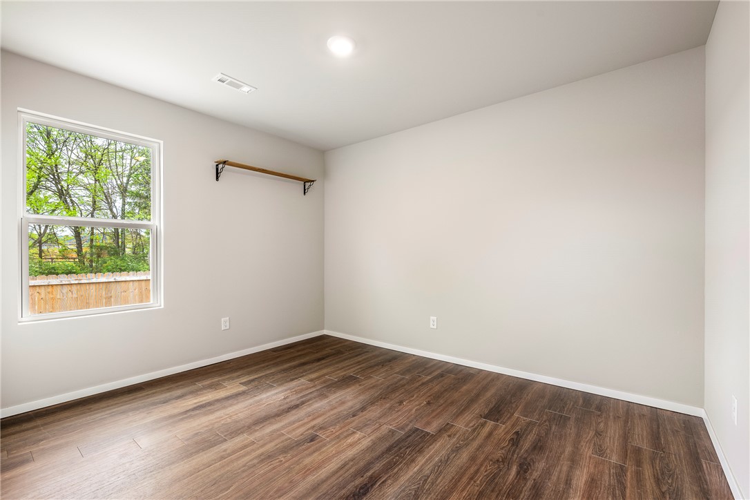 Riverside Village Sub Ph 11 - Residential Lease