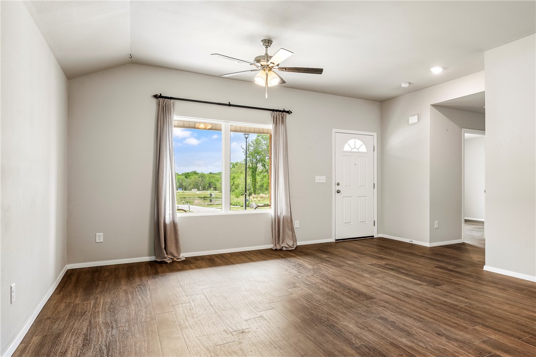 Riverside Village Sub Ph 11 - Residential Lease