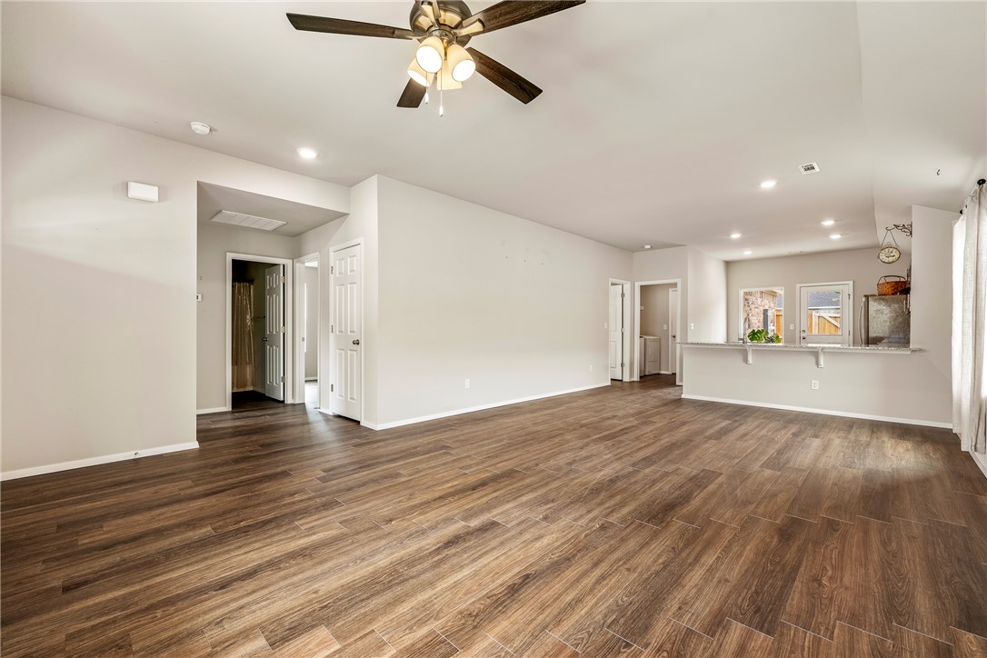 Riverside Village Sub Ph 11 - Residential Lease
