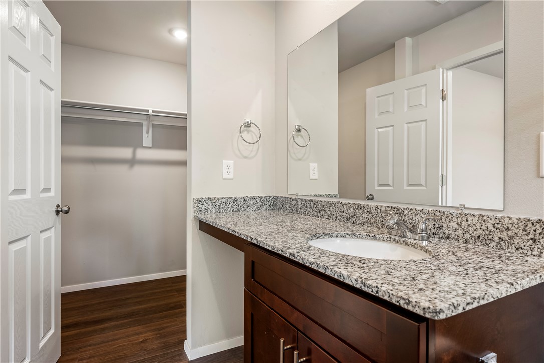Riverside Village Sub Ph 11 - Residential Lease