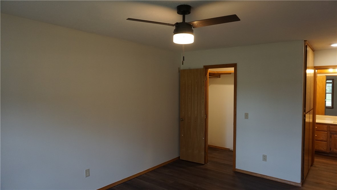 30-18-30 ELM SPRINGS OUTLOTS - Residential Lease