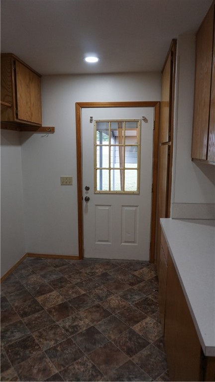 30-18-30 ELM SPRINGS OUTLOTS - Residential Lease