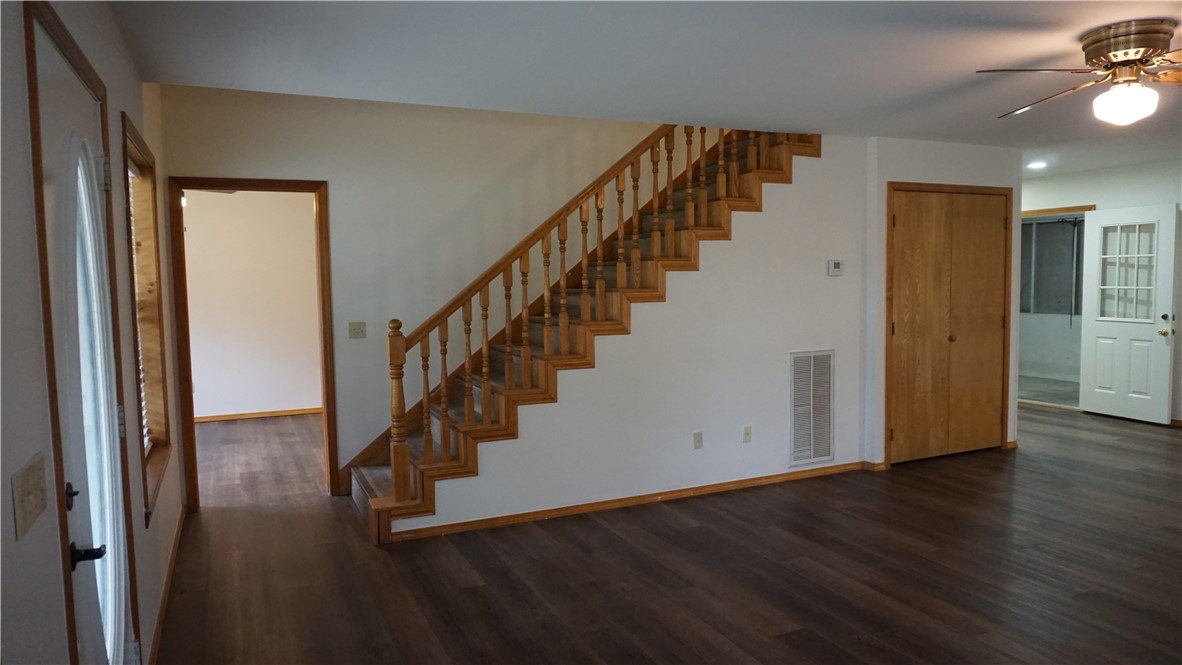 30-18-30 ELM SPRINGS OUTLOTS - Residential Lease