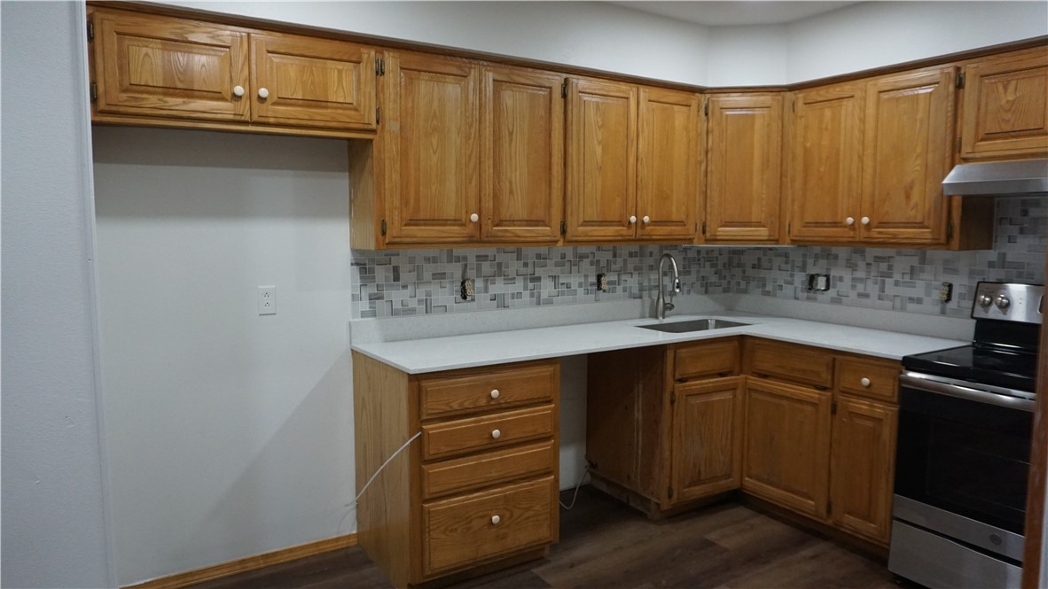 30-18-30 ELM SPRINGS OUTLOTS - Residential Lease