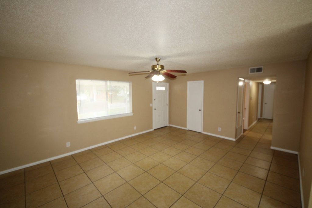 Olivewood Sub Unit 2 Rogers - Residential