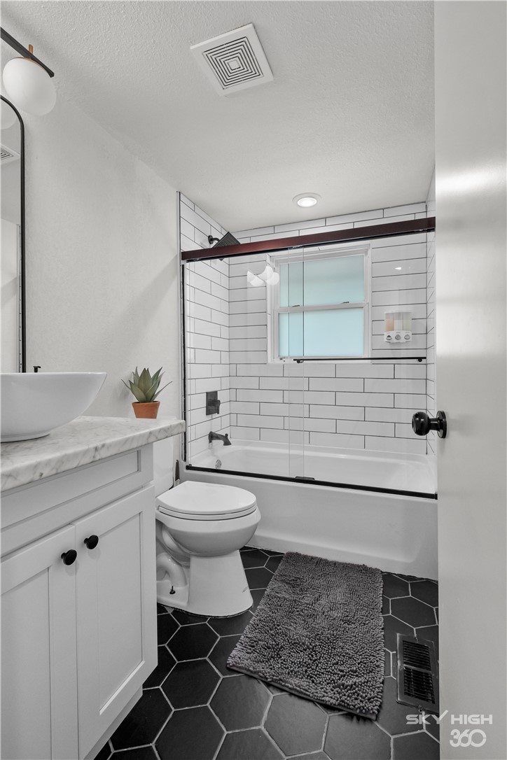 W A Burks Add Bentonville - Residential