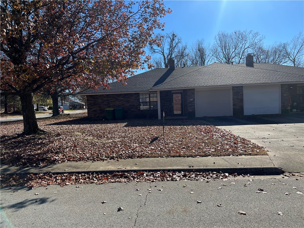 Nice all brick,1460 square foot duplex. 2 large bedrooms, 1 1/2 baths, huge living room with corner gas log fireplace. Quiet subdivision. Close to shopping and schools. $40 application & Processing fee per adult, no pets.