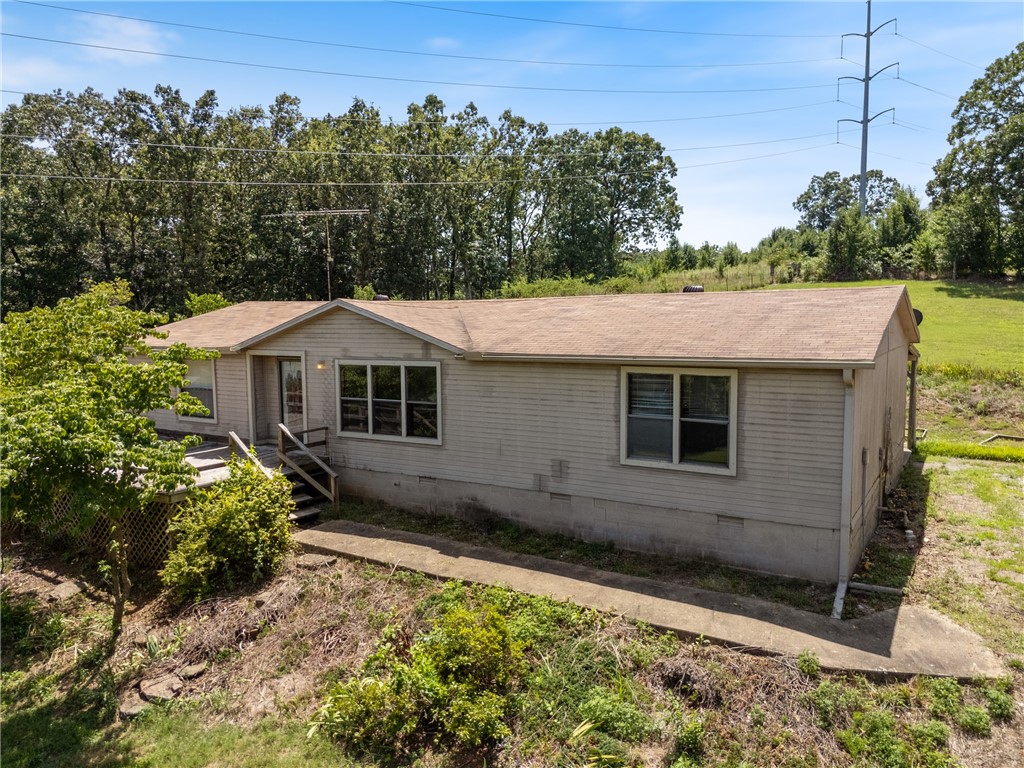 19235 E Black Oak Road ā For Sale
Check out this opportunity!
Situated on approximately 2 acres, this doublewide home offers space, privacy, and serious potential. Just a short drive to both Fayetteville and Elkins, this property combines country charm with convenient access to town.
The home could use some refreshing, but it already has a newer roof (installed ~4 years ago) and all appliances convey, making it a solid start for your vision.
Outside, enjoy the full-length back porch, perfect for morning coffee or evening relaxation. The large yard features two outbuildings, flower beds, and even a few mature hardwood treesāideal for a tire swing or shaded afternoon lounging.
The front deck offers a nice view and a welcoming entrance to this peaceful property.
Whether youāre looking to invest, flip, or find your next home with room to growāthis is a place with endless possibilities.
Home and land soldāāāāāāāāāāāāāāāāāāāāāāāāāāāāāāāā AS-IS.