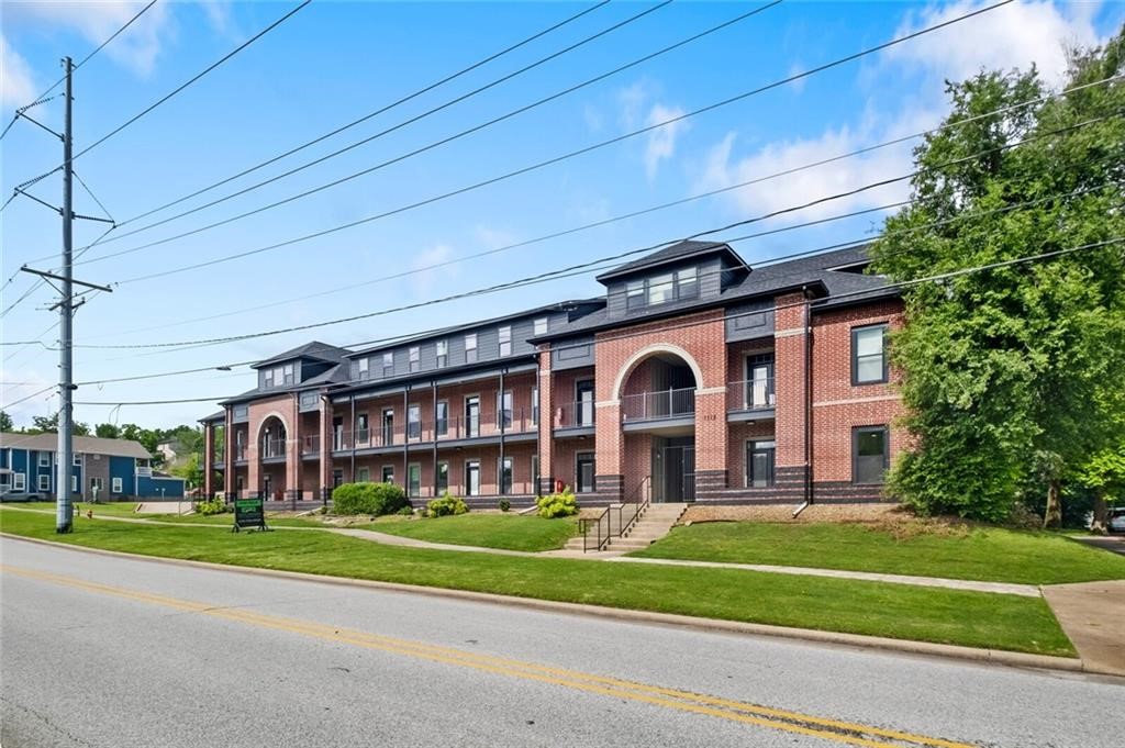 North Corner Hpr - Residential Lease