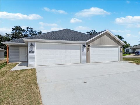 Photo of 6507 NW Altus Street, Bentonville, AR 72713 (MLS # 1340589)