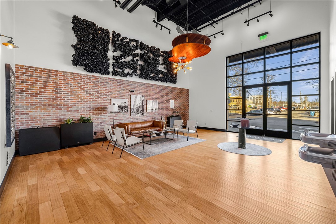 Railroad Add Bentonville - Commercial Lease