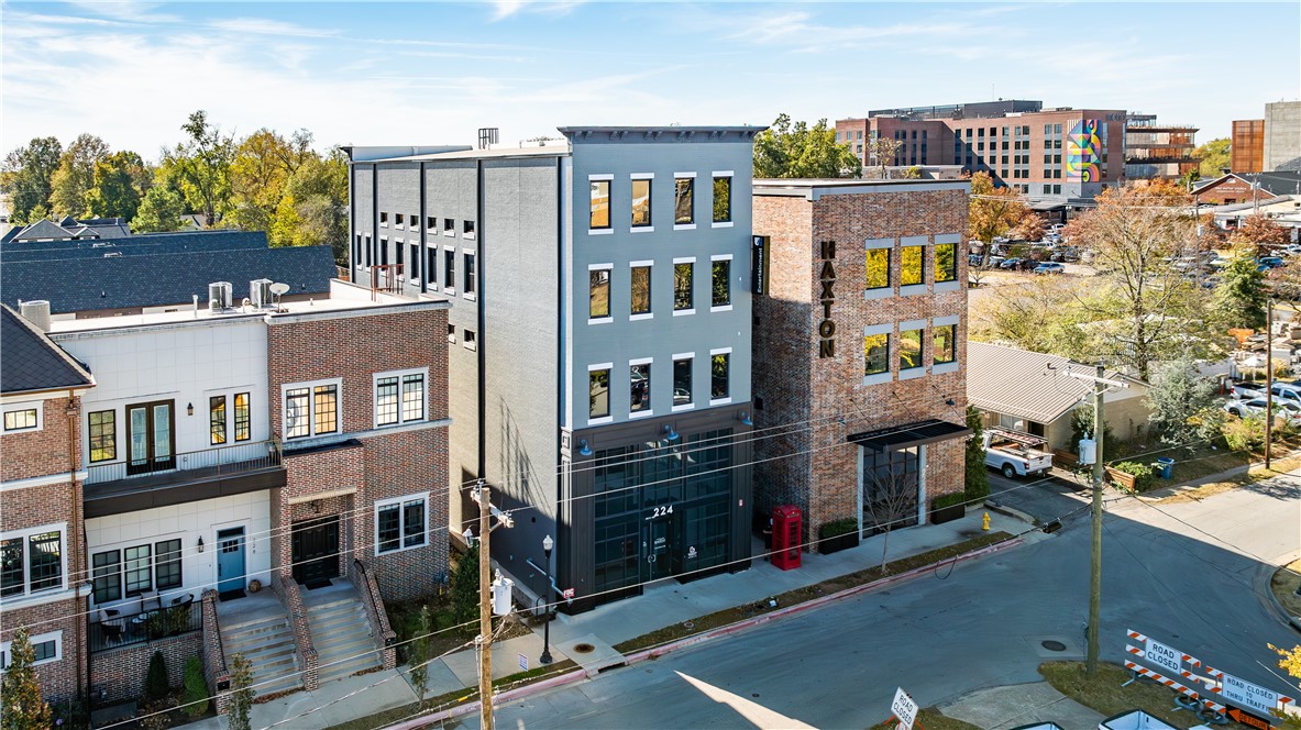 Railroad Add Bentonville - Commercial Lease