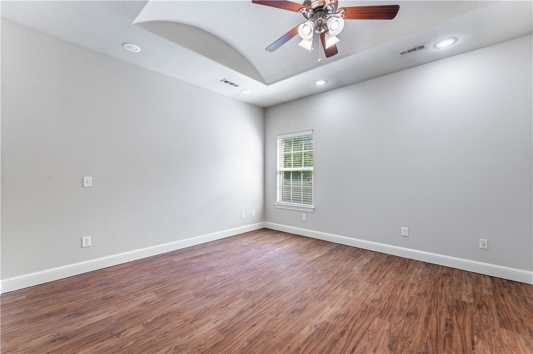 Oakwood Park Sub Bentonville - Residential Lease