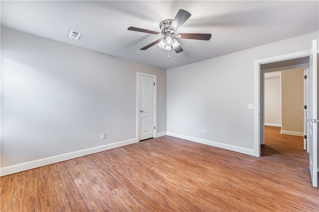 Oakwood Park Sub Bentonville - Residential Lease