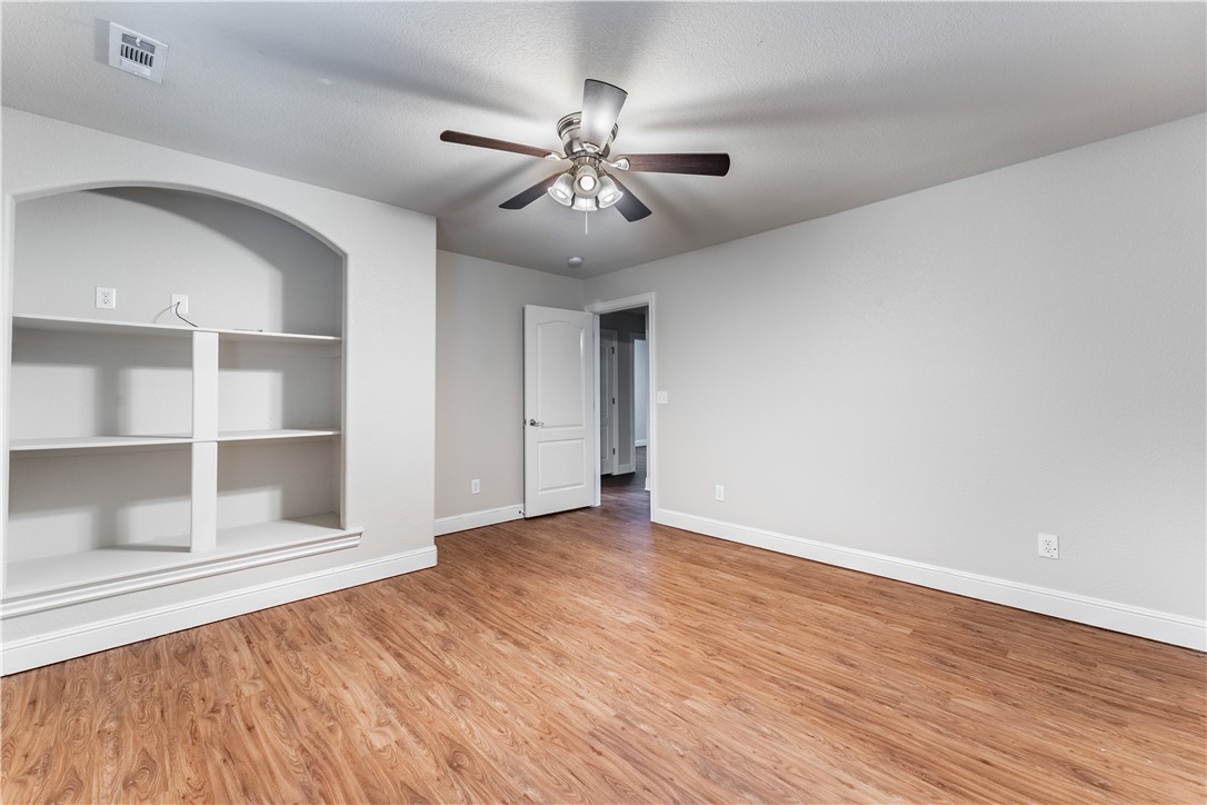 Oakwood Park Sub Bentonville - Residential Lease