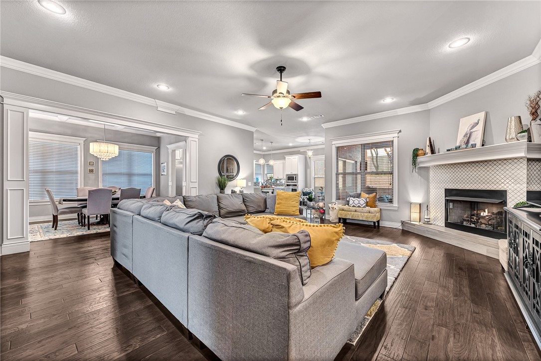 Peaks Ph III, The Rogers - Residential