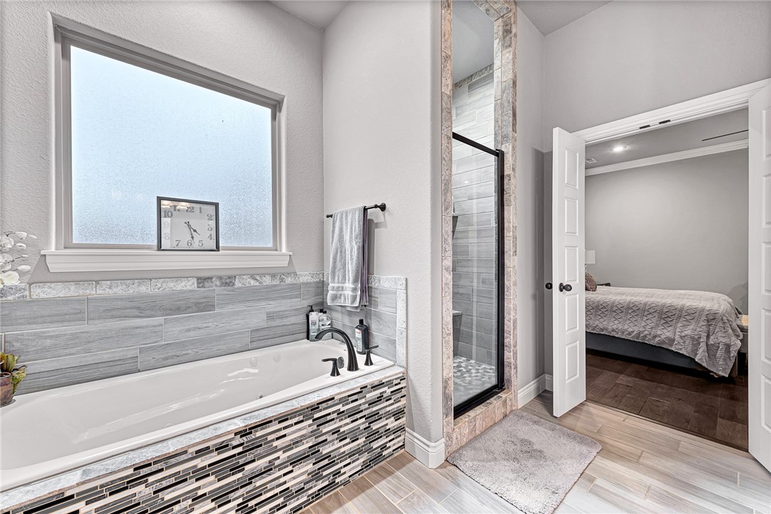 Peaks Ph III, The Rogers - Residential