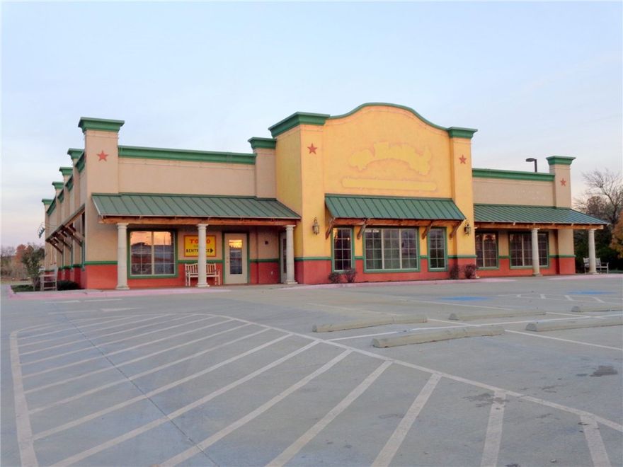 BRING OFFER!!
8,186 sq. ft.
Formerly TaMolly's Restaurant
High Traffic Counts 
Only 0.2 miles off of I-49
Located directly across from the Springdale Convention Center
Ample parking spaces
Well laid out